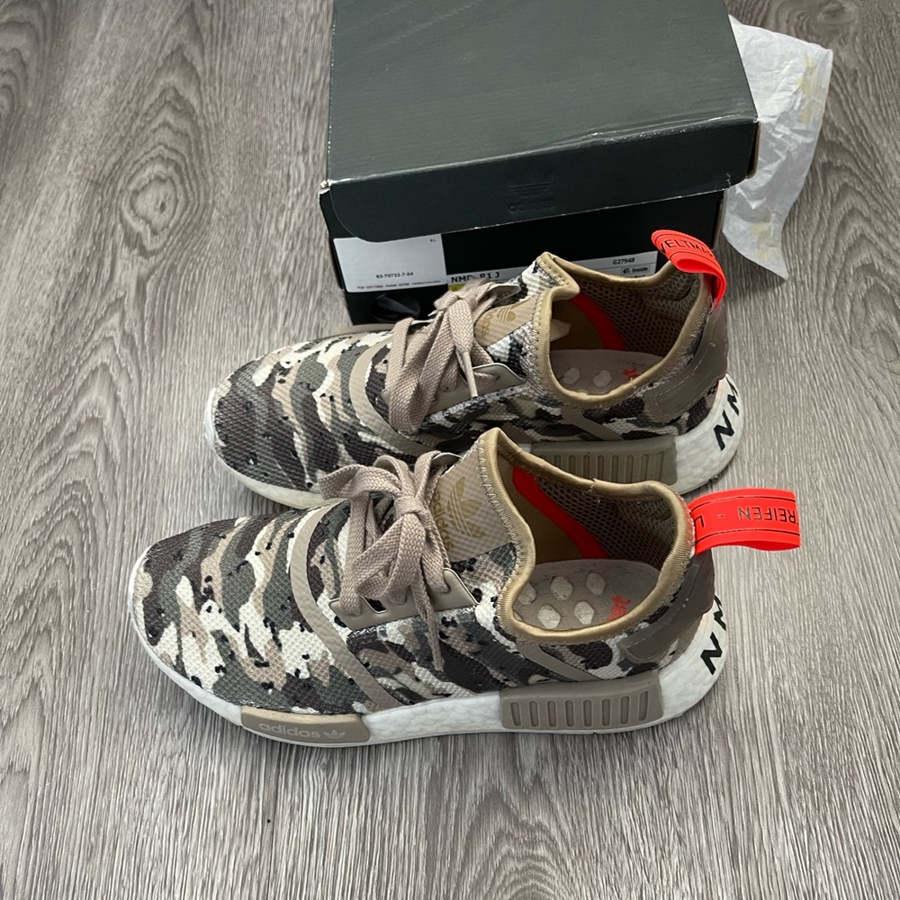 Adidas NMD_R1 Shoes